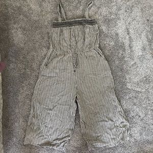 Capri romper with pockets
